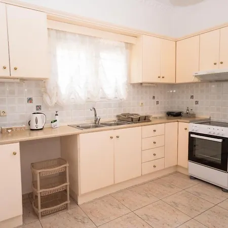 Helens House Apartman Pótamosz